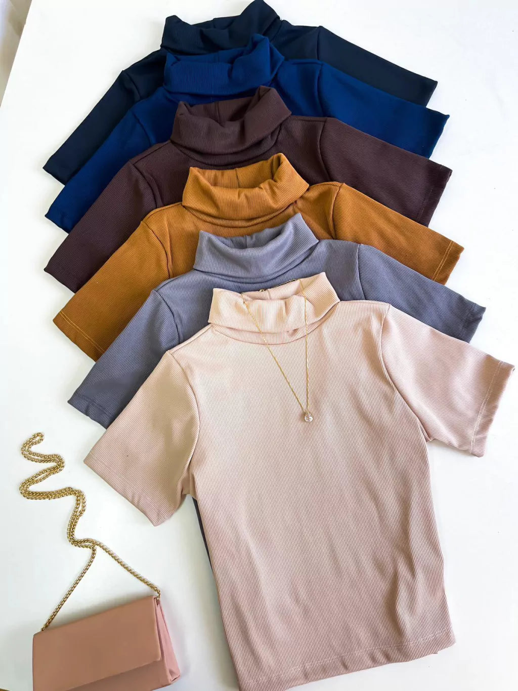 Blusa em Ribana Manga Curta e Gola Cacharrel Marisa Ref. 789