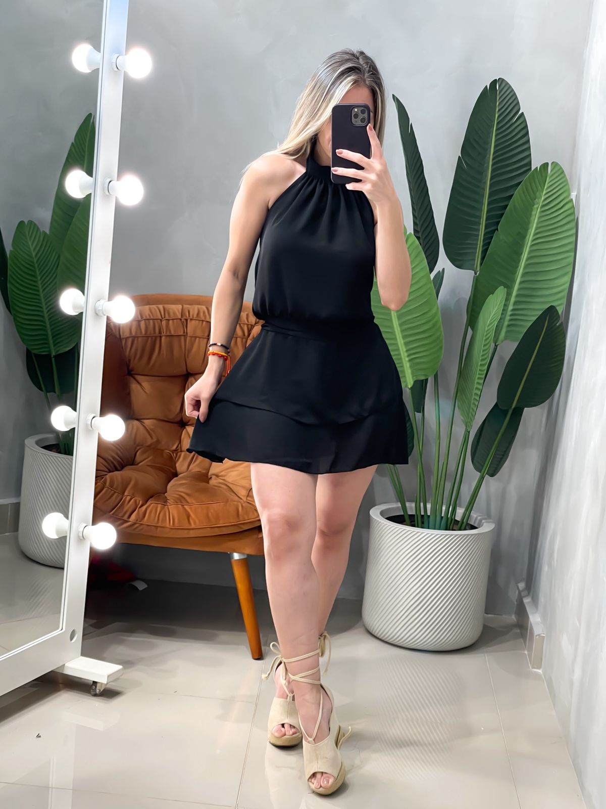 Macaquinho em Crepe Frente Única com Babado Solange Ref. 1854